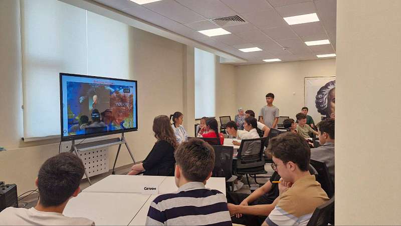 Четвертый сезон интеллектуально-развлекательной игры "КвизПлиз-Школа"