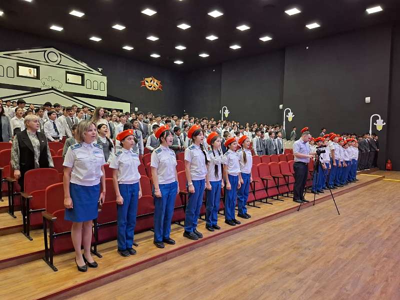 «Дружба без границ»- это главное в нашей жизни.