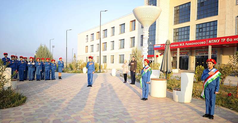 «Разговоры о важном», сегодня, посвящено теме: Селекция и генетика. К 170-летию И. В. Мичурина