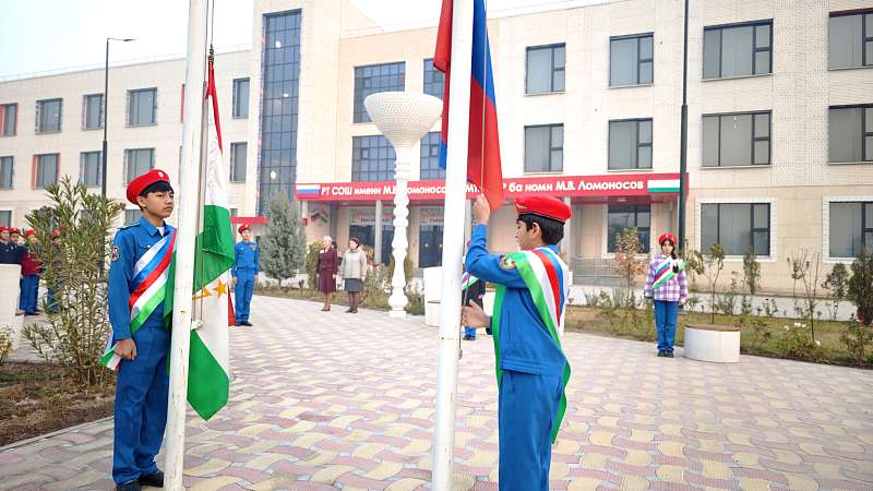 «Разговоры о важном», сегодня, посвящено теме: Профессия — жизнь спасать